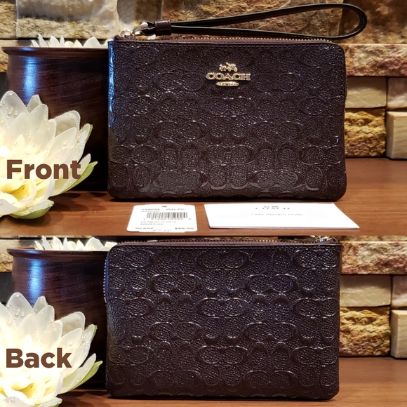 *CLEARANCE - LAST ONE* NEW Coach Zip Wristlet - Picture 2 of 5